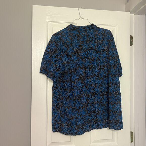 LEVI'S Relaxed Fit Short Sleeve Shirt Mens XL Blue Brown Hawaiian Floral Pockets - Picture 2 of 4